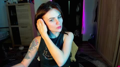 Snapshot of nicky_weekends chatting on 02.03.25 Nicky Weekends online show from 02.03.25