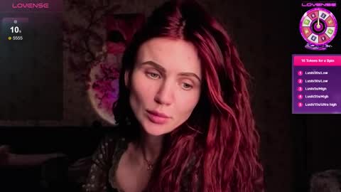 Snapshot of nicky_weekends chatting on 12.18.25 Nicky Weekends online show from 12.18.25