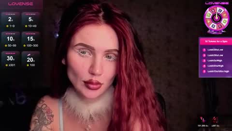 Snapshot of nicky_weekends chatting on 12.22.25 Nicky Weekends online show from 12.22.25