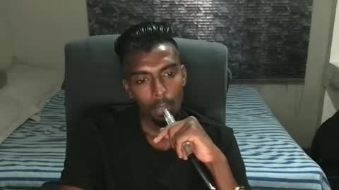 Snapshot of nickyle63 chatting on 11.21.25 james online show from 11.21.25