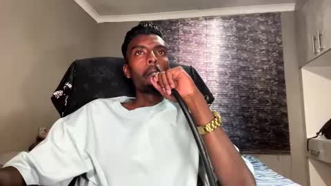 Snapshot of nickyle63 chatting on 02.27.26 james online show from 02.27.26