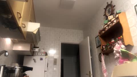 Nico online show from 09.13.25