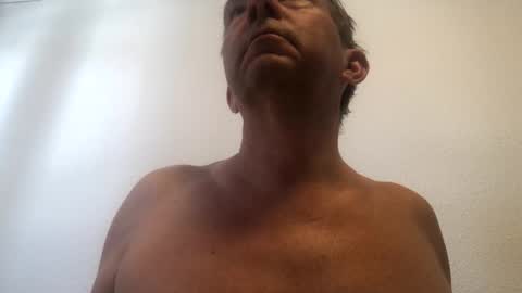Snapshot of nico181969 chatting on 04.16.26 Nico online show from 04.16.26