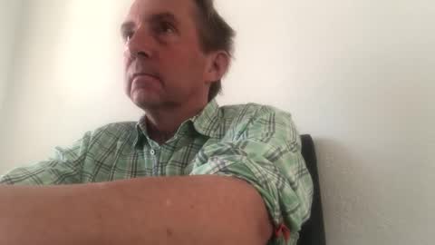 Snapshot of nico181969 chatting on 04.27.26 Nico online show from 04.27.26