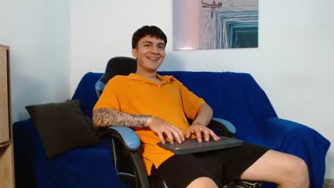 Snapshot of nico_bellini chatting on 06.21.26 Nico online show from 06.21.26