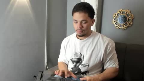 nico_blaze7 online show from 11.22.25