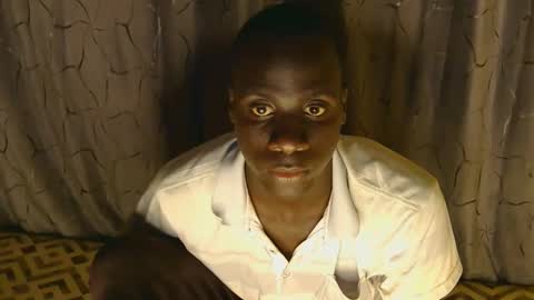 Snapshot of nico_dez chatting on 03.26.26 Mailo and naysa online show from 03.26.26