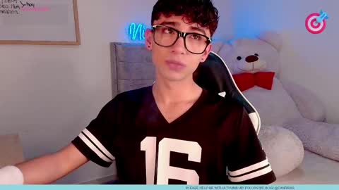 Snapshot of nico_prince chatting on 04.19.26 nico online show from 04.19.26