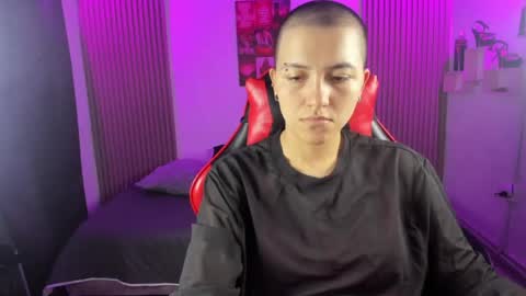 Snapshot of nicocoox chatting on 04.17.26 NICO online show from 04.17.26