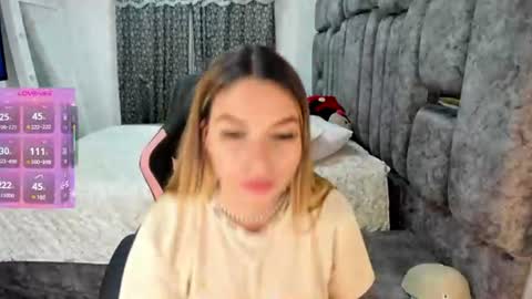Snapshot of nicol_080 chatting on 06.29.26 YuliEM online show from 06.29.26