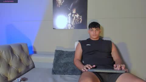 Snapshot of nicol_and_thiago_212 chatting on 05.23.26 nicol_and_thiago_212 online show from 05.23.26