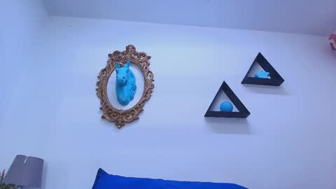 Nicol online show from 03.05.25