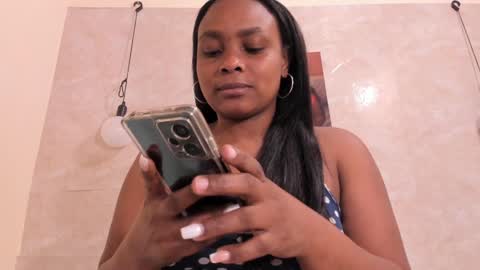 Nicol Villa online show from 01.21.25