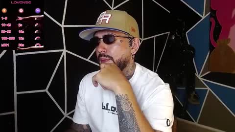 nicolas online show from 11.24.25