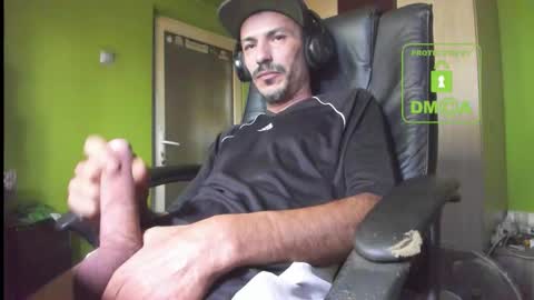 L. Nicolas online show from 09.20.25