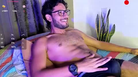 Snapshot of nicolasrodrii chatting on 12.04.24 nicolasrodrii online show from 12.04.24