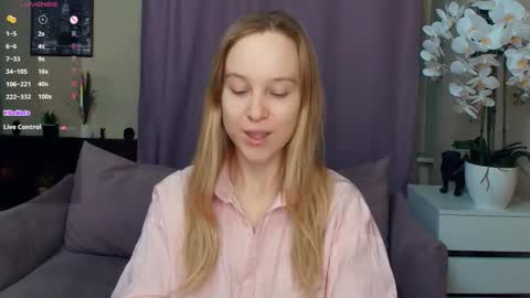 Nicoletta online show from 02.28.26