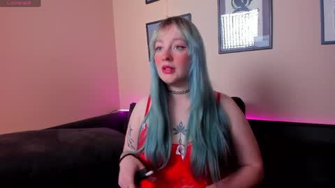 Snapshot of nicole__aniston__ chatting on 04.08.26 Nicole online show from 04.08.26