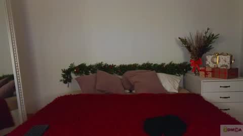 Nicole online show from 12.20.24