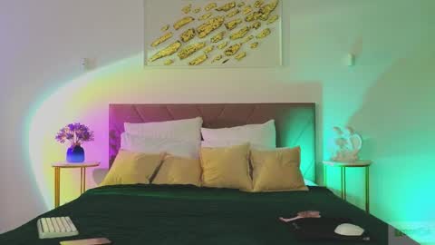 Nicole online show from 04.04.26