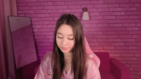Snapshot of nicole_brownie chatting on 05.04.26 Nicole online show from 05.04.26