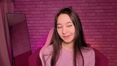 Snapshot of nicole_brownie chatting on 05.07.26 Nicole online show from 05.07.26