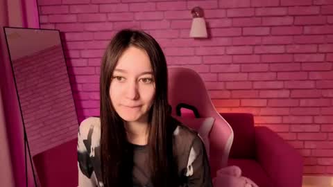 Snapshot of nicole_brownie chatting on 05.19.26 Nicole online show from 05.19.26
