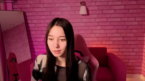 Snapshot of nicole_brownie chatting on 05.22.26 Nicole online show from 05.22.26