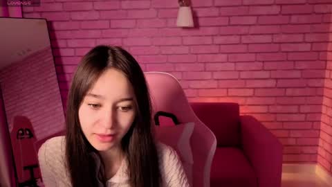 Snapshot of nicole_brownie chatting on 05.23.26 Nicole online show from 05.23.26