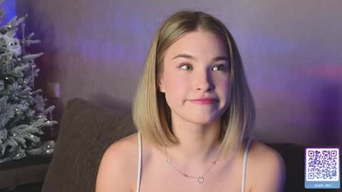 Snapshot of nicole_w00 chatting on 01.08.25 Nicole online show from 01.08.25