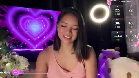 Snapshot of nicolecellini chatting on 05.08.26 NICOLE online show from 05.08.26