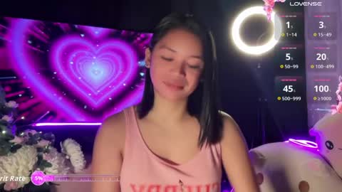 Snapshot of nicolecellini chatting on 05.19.26 NICOLE online show from 05.19.26