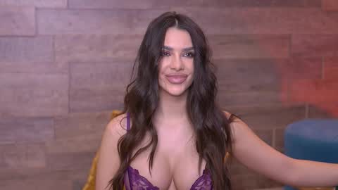 Snapshot of nicoledevin chatting on 01.05.26 Nicole online show from 01.05.26