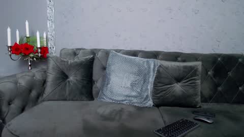 Snapshot of nicoledom chatting on 01.09.25 Nicole Domme online show from 01.09.25