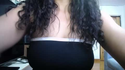 Nicole online show from 10.24.25