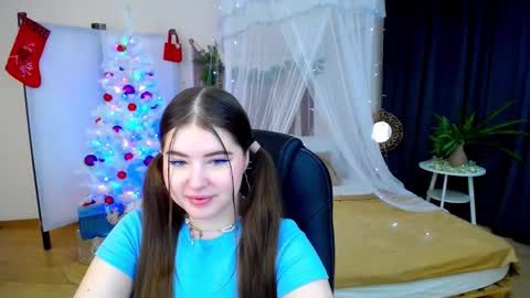 nicolefoxery online show from 12.08.24