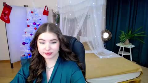 nicolefoxery online show from 12.10.24