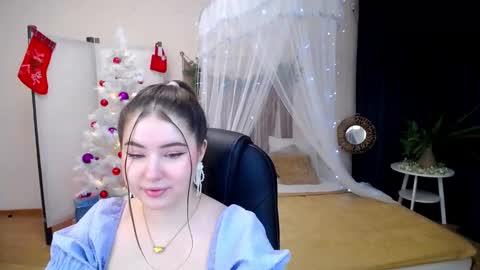 nicolefoxery online show from 12.18.24