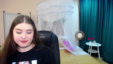 nicolefoxery online show from 02.24.25