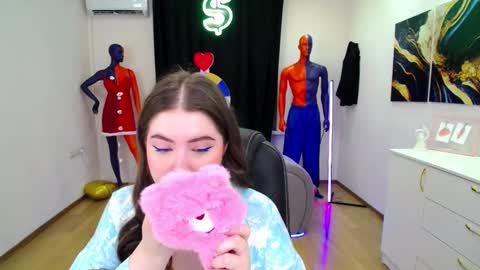 nicolefoxery online show from 03.05.25