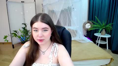 nicolefoxery online show from 03.06.25