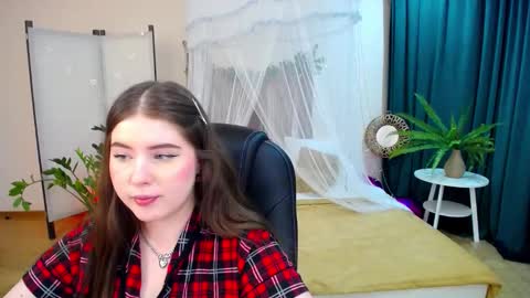 nicolefoxery online show from 03.08.25