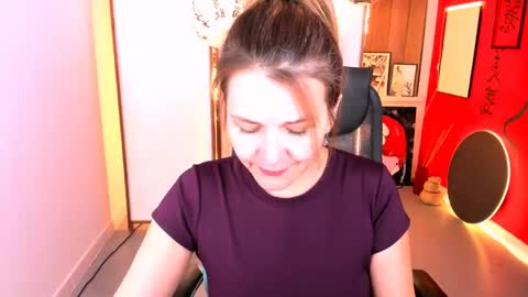 nicolehits online show from 04.17.26