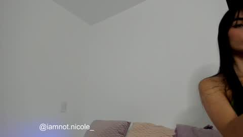 Nicole Manson online show from 01.21.25