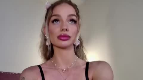 Sarah online show from 03.06.26