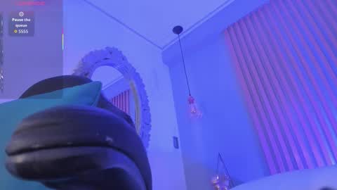 Snapshot of nicolesteele_ chatting on 11.19.25 Nicole online show from 11.19.25