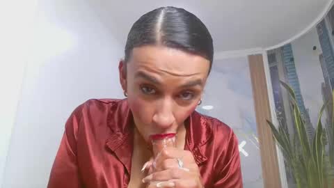 Snapshot of nicoljaramillo618307 chatting on 05.16.26 NICOL-JARAMILLO online show from 05.16.26