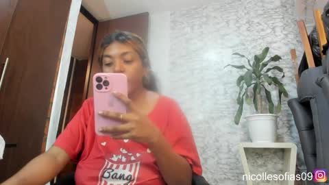 nicolle4 online show from 04.05.26