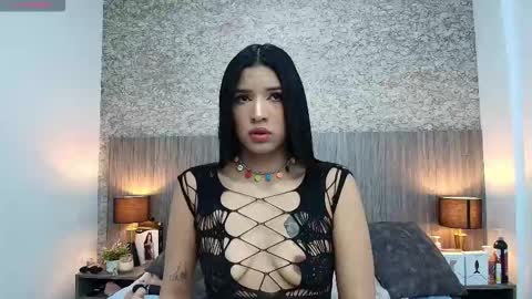 Snapshot of nicolle_alvarez chatting on 03.15.26 Nicolle Alvarez online show from 03.15.26