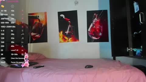 Snapshot of nicolle_hanks1 chatting on 03.16.26 nicolle_hanks1 online show from 03.16.26